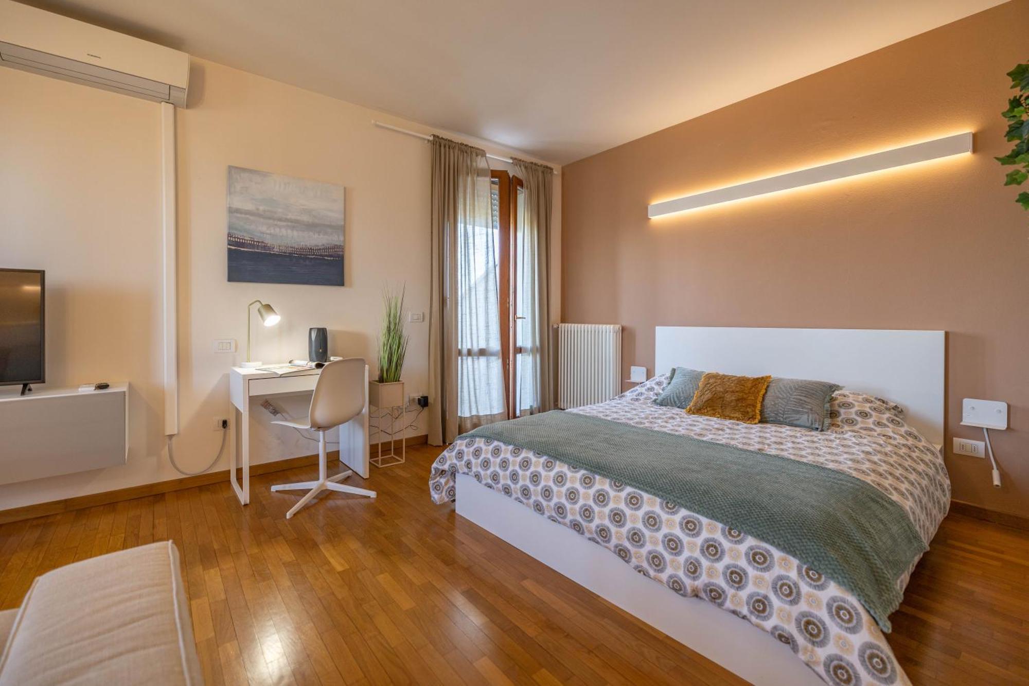 Comforthouse Luxury Vacancy Равенна Екстер'єр фото